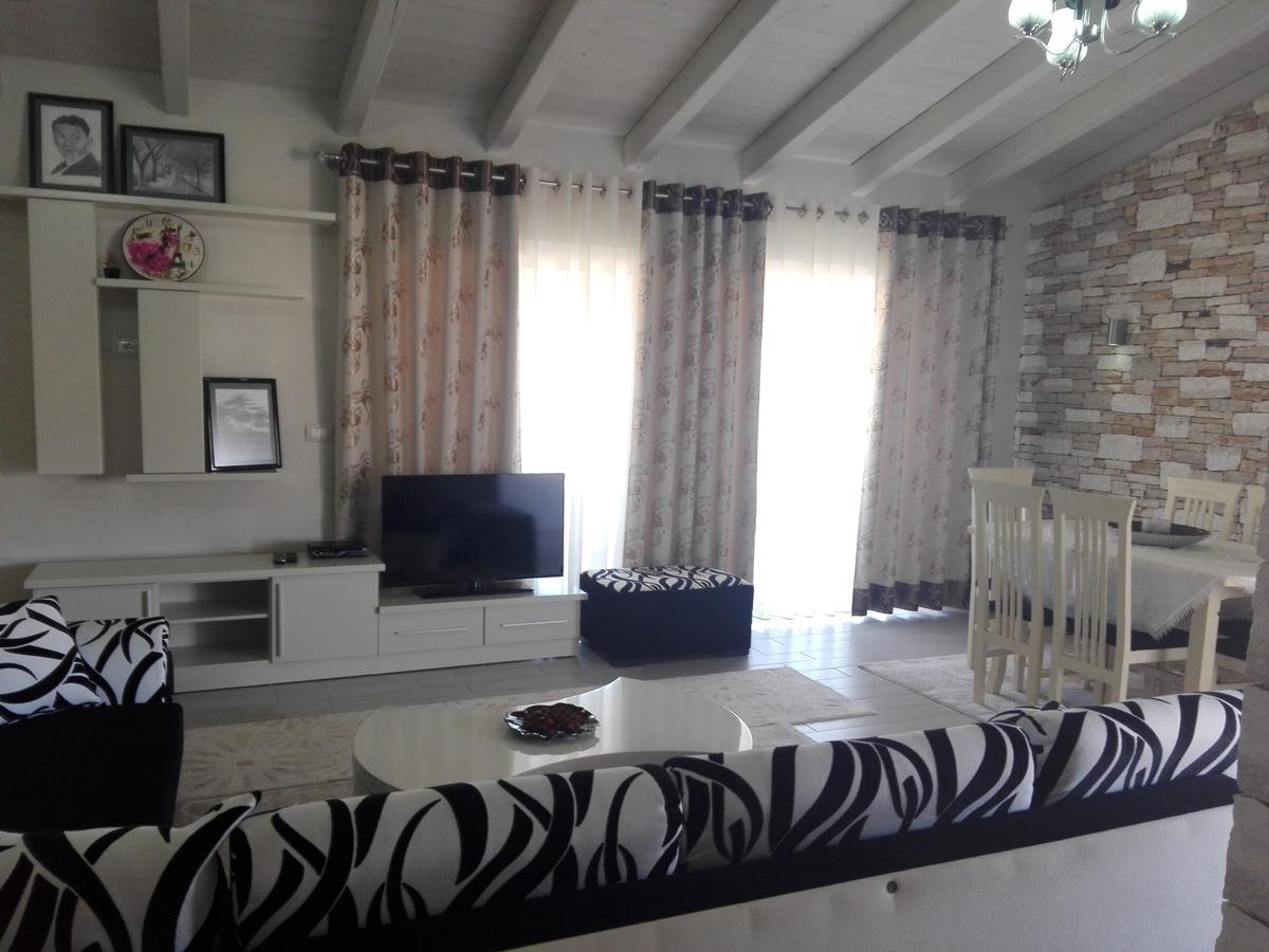 Vip Apartment By "Murati" Ksamil Esterno foto